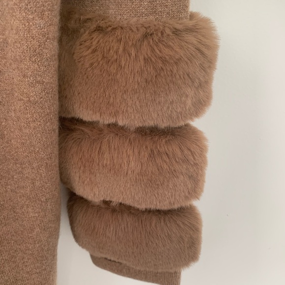 The Cashmere Project faux fur trim 98% cashmere coat NWT - Picture 8 of 8